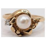 10K Gold Pearl & Diamond Swirl Ring