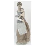 Retired Lladro "Peaceful Moment" Porcelain Figur