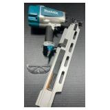 Makita Pneumatic 21 Degree Full Round Head 3-1/2ï¿½