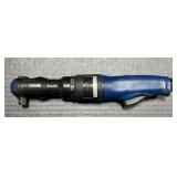3/8ï¿½ Pneumatic Ratchet Wrench