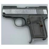 AMT Back Up .380 9mm Kurz Pistol