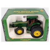 1/16 Ertl John Deere 8420 Tractor with Duals