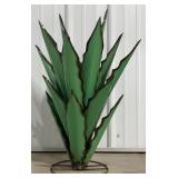 27ï¿½ Metal Agave Plant Statue