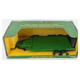 1/16 Ertl John Deere Flatbed Trailer