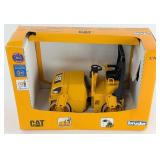 1/16 Bruder Asphalt Drump Compactor