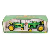 1/16 Ertl John Deere 720 and 820 Tractor Set