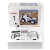 1/16 Universal Hobbies Big Bud HN320 Tractor - Sig