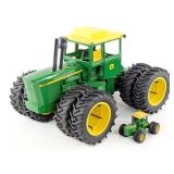 Custom 1/16 and 1/64 John Deere 7520 Tractors