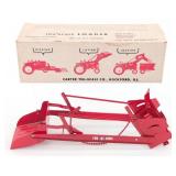 1/16 Tru-Scale Tractor Loader w/ Box #L-407