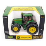 1/16 Ertl John Deere 7520 Tractor