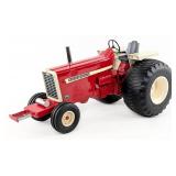 Custom 1/8 International Farmall 1206 Pulling Trac