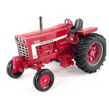 Custom 1/16 International Farmall 1066 Turbo Pulli