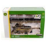 1/32 Ertl John Deere X9 1000 Combine With Tracks -