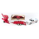 1/16 Ertl Case IH Dealer Pickup, Flatbed Trailer,