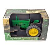 1/8 Scale Models 1939 John Deere Model "B" Narro