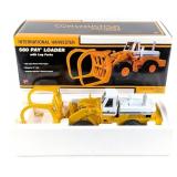 1/25 First Gear International Harvester 560 Pay Lo