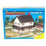 1/64 Ertl Farm Country Farm House Set - NIB