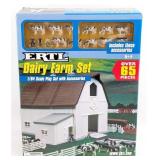 1/64 Ertl Dairy Farm Playset with Accessories - Se