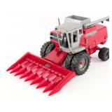 Custom 1/20 Massey Ferguson 850 Combine