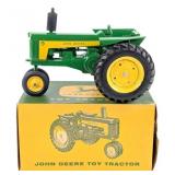 1/16 Ertl John Deere 730 Tractor w/ Box