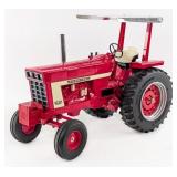 Custom 1/8 Scale International Farmall 966 Tractor