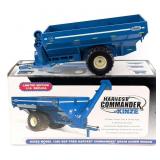 1/16 SpecCast Kinze Model 1050 Sof-Tred Grain Auge