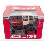 1/16 Ertl International Turbo 1256 Tractor w/ Dual