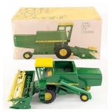 1/16 Ertl John Deere 6600 Combine w/ Metal Reel In