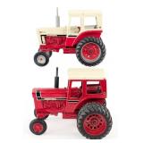 1/16 Ertl International 1066 5 Mil Tractor and Int