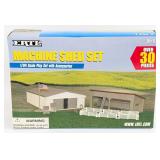 1/64 Ertl Machine Shed Set with Accessories - NIB