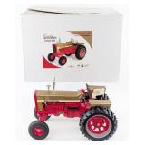 1/8 Scale Models International 1456 Golden Demonst