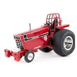 Custom 1/16 International 1466 Pulling Tractor