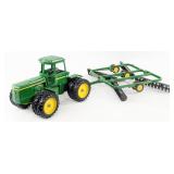 1/16 Ertl John Deere 8630 4wd Tractor w/ Winged Di