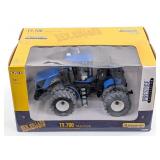 1/32 Ertl New Holland T9.700 4wd Tractor