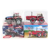 1/32 Ertl International 3788 2+2 Tracor and Case I