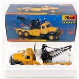1/25 First Gear 1960 Mack Model B61 Tow Truck