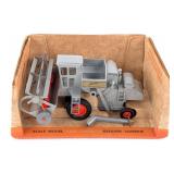 1/32 Ertl Allis-Chalmers Gleaner Combine w/ 4-Wind