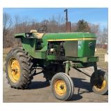 John Deere 4230 Hi-Crop Open Station