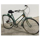 John Deere Womanï¿½s Touring Bicycle