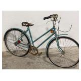 John Deere Ladies Touring Bicycle