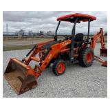 Kubota B26 Tractor Backhoe Loader