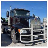 2013 Kenworth T660 T/A Day Cab Semi Truck