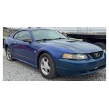 2004 Ford Mustang Coupe