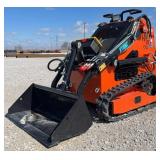 2026 FUTURE FT36C Mini Skid Steer Loader