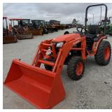 Kubota B2401 Loader Tractor