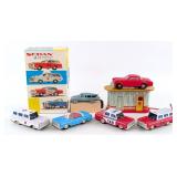 Distler Shell Station w/ Car, Sedan 4-Piece Set, a