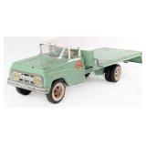 Original Tonka Green Ramp Hoist Truck