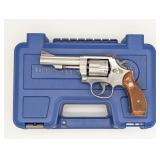 Smith & Wesson 67-4 .38 S&W Spl Revolver w/ Case