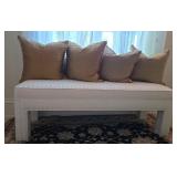 Upholstered Bench With 4 Throw Pillows