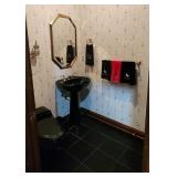 Contents Of Stable Lounge Bathroom